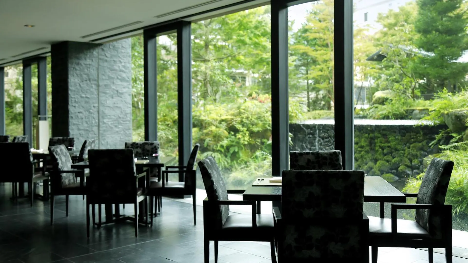 Hakone Hisui Hotel 5*,